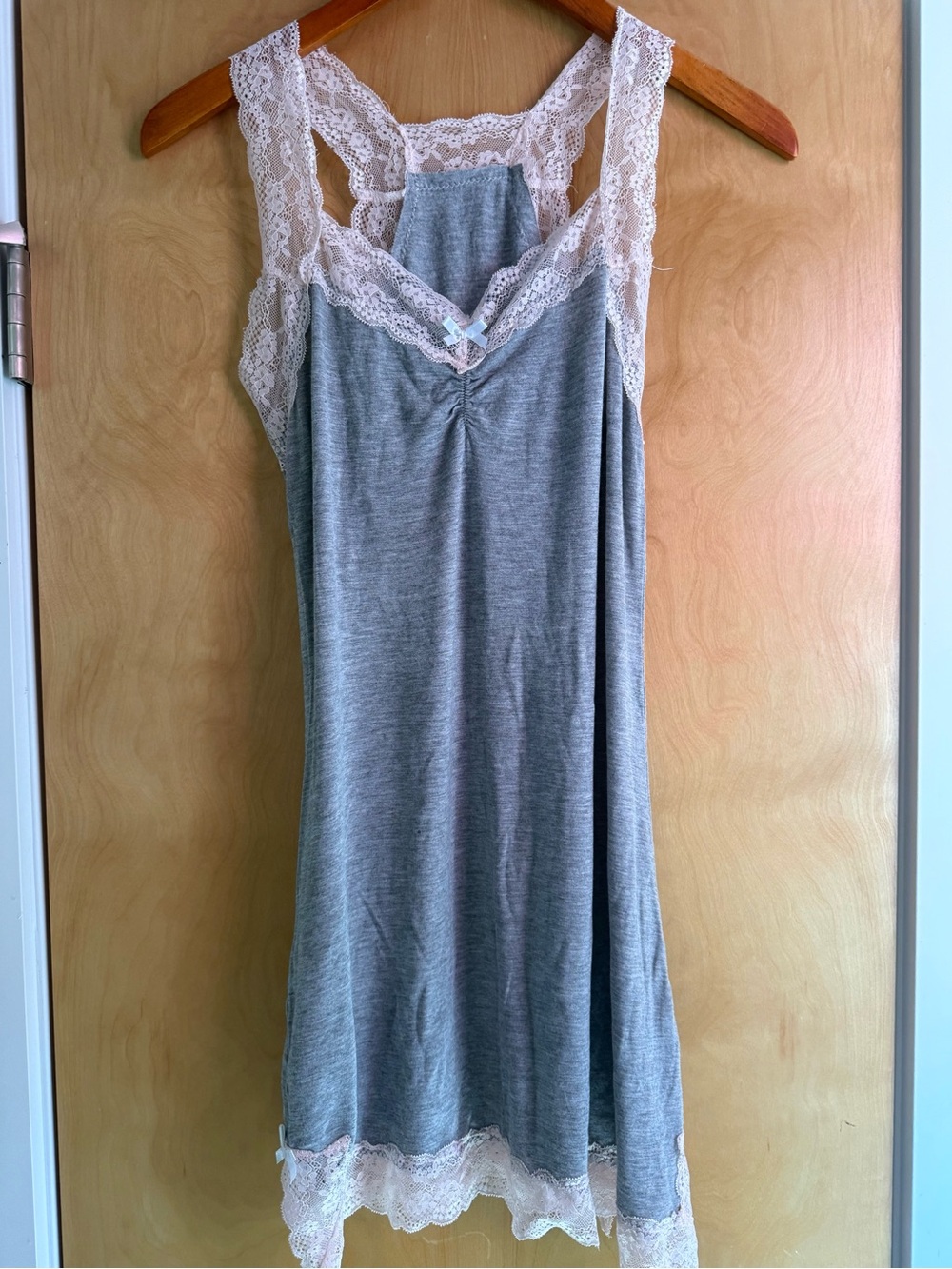Honeydew Intimates Gray Chemise with Pink Lace Trim. Size medium